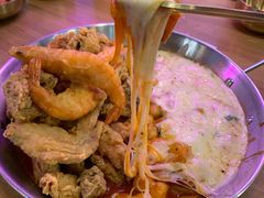 必点炸鸡翅配年糕-HOTISLAND海鸡岛·韩国料理(江南西店)