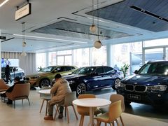 -北京宝诚宝马4S店