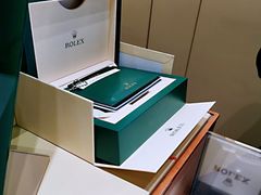 -亨得利钟表商店