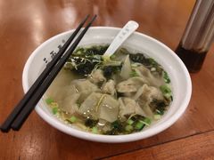小馄饨-三两春(崂山路店)