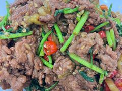 -湖南人家湘菜馆(镇江路店)