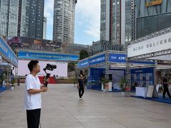 -观音桥步行街