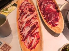 -左庭右院鲜牛肉火锅(金山万达店)