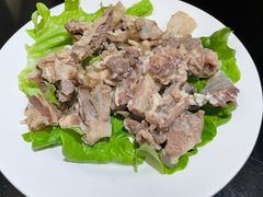 -潮汕三宝鲜牛肉火锅