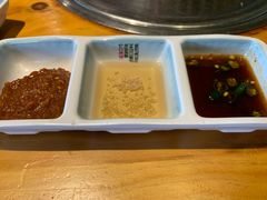 -唯成•韩国炭火烤肉 유성고기