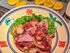 -张牌牌·东北烤肉小吃市集(金楠天街店)