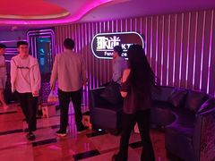 -歌迷量贩KTV(南阳路店)