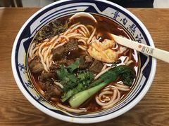 招牌红煨牛腩粉-鑫花溪牛肉米粉(凤凰街创始总店)