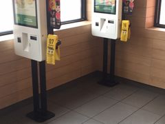 -麦当劳(常山服务区得来速店)