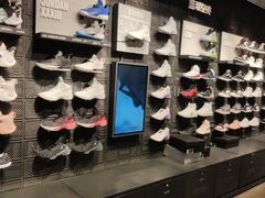 -NIKE武汉品牌体验店