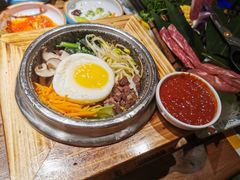 -明洞阿姨·韩式酱蟹烤肉·创意料理(三元桥店)