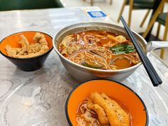 -汤小云火锅米线(钻汇广场店)