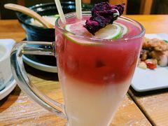 红玫瑰与白米酒-云海肴·汽锅鸡·云南代表菜(天津国金汇店)