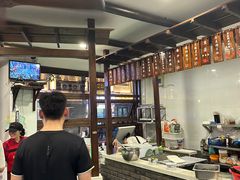 -长人馄饨铺(解放街店)