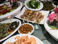 -四川小胡子海鲜(丁村万人海鲜广场店)