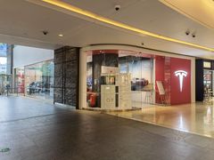 -TESLA 特斯拉(北京颐堤港体验店)