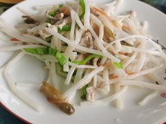 芦苇根炒肉丝-梦缘水乡·湖景餐厅