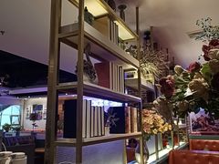 -豪客嘉族·麦尼顿西餐厅(乐福天下店)