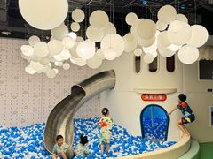 -涨巢·潮玩水疗局