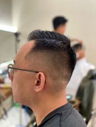 -扎嘎形象设计
