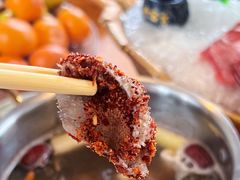 -周老三跷脚牛肉·全牛火锅(非遗传承店)