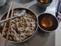 -正宗杨记普洱酸醋米线(总店)