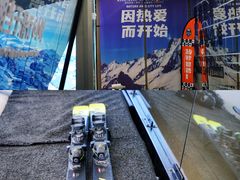 -Hopo Snow 城市滑雪空间(滨江宝龙城店)