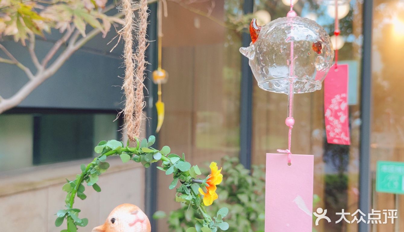 幼儿园托班首选[礼花]