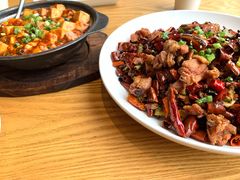 重庆辣子鸡-峨嵋小镇·川菜(勒泰中心店)