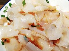 -野山舂·贵州现舂酸汤火锅(鸿通城店)