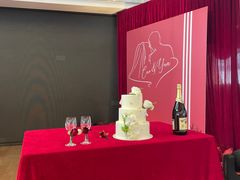 -黄浦江游览十六铺3号码头网红自助餐