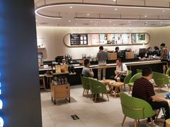 大堂-星巴克臻选(北京银泰店)
