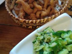 -鲁小三·大骨自助(金山总店)