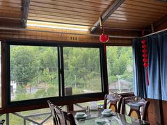 -芦茨金富饭庄·25年老字号·专做稻草鸡