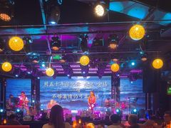 -星 Live House