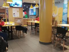 用餐区-麦当劳(石家庄北国店)