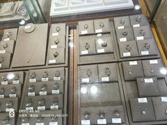 -华夏典当行(四通桥店)