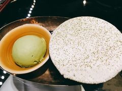 龙井提拉米苏配绿茶冰淇淋-湖滨28中餐厅·西湖宴·杭州君悦酒店
