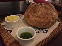 -恰餐厅及酒吧 CHAR Bar & Grill (北京丽都皇冠假日店)