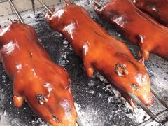 -黄记四更烤乳猪店