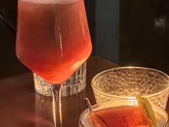 -毛毛虫酒吧
