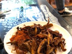 炸菌子-勺子米线·云南传统小吃市集(四方街店)