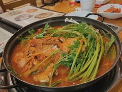 -喇喇排骨火锅·传统韩式脊骨汤(望京西园总店)