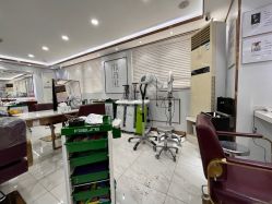 -镁连社·美联社