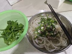 -小倪羊肉米线馆