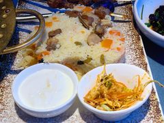 葡萄干手抓饭-清真·卡德尔大叔新疆主题餐厅(龙汇路店)
