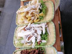 -有一锅·野生菌黑山羊腊排骨火锅(古城北门店)