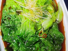 -伊带伊路新疆美食府(呼家楼店)