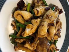 五花肉炒皮管-吕氏疙瘩汤·私家菜馆(慈云寺店)