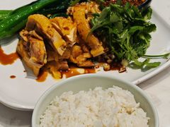 化州香油扇鸡-甘掌门·化州驰名牛杂粉(越秀店)